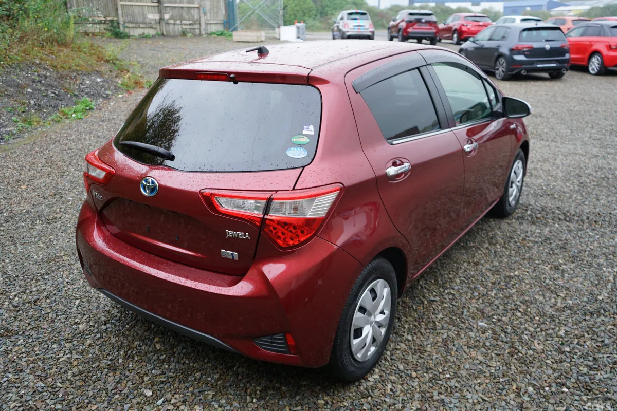 Toyota Vitz Hatchback, Petrol Hybrid, 2017, Red