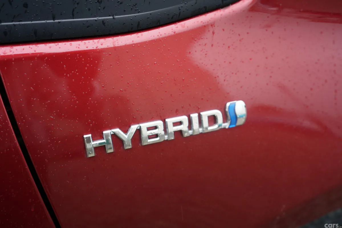 Toyota Vitz Hatchback, Petrol Hybrid, 2017, Red