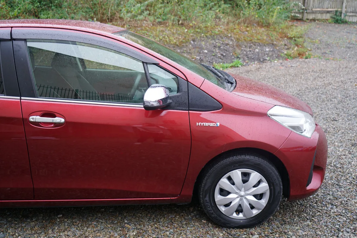Toyota Vitz Hatchback, Petrol Hybrid, 2017, Red