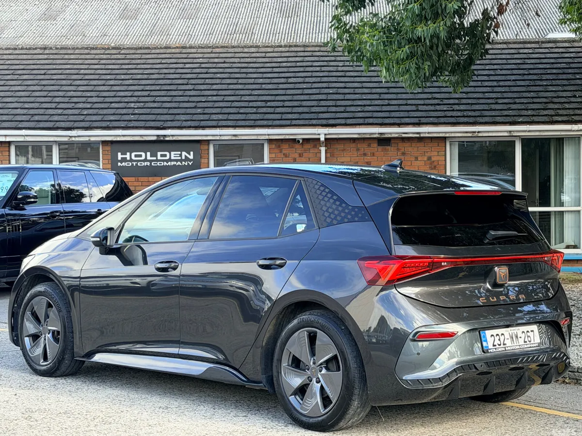 Cupra Born Estate, Electric, 2023, Grey