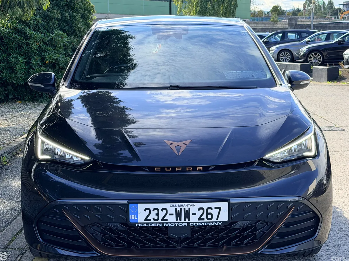 Cupra Born Estate, Electric, 2023, Grey