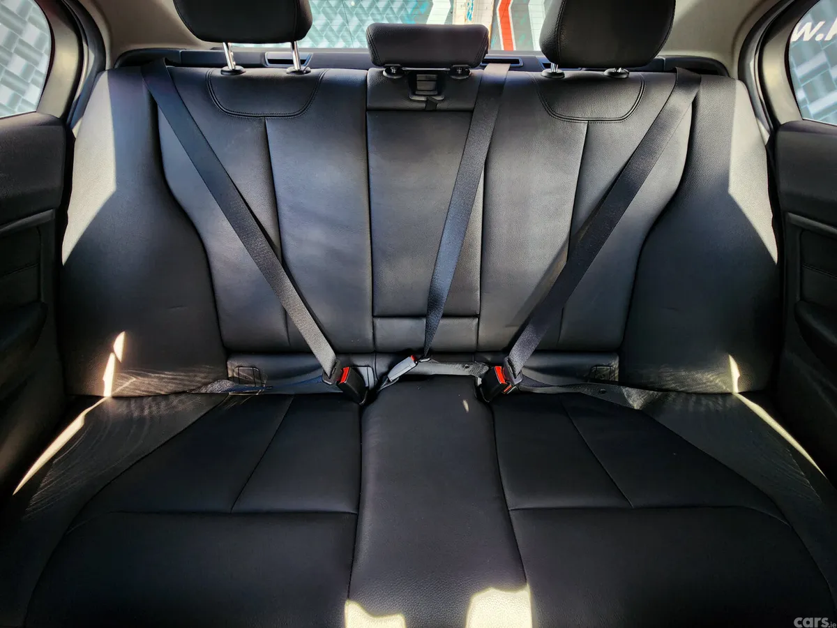 BMW 3-Series Saloon, Petrol, 2015, Blue