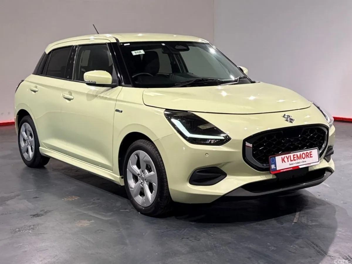 Suzuki Swift Hatchback, Petrol Hybrid, 2023, Green