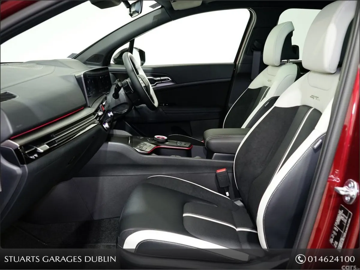 Kia Sportage SUV, Petrol Hybrid, 2027, Red