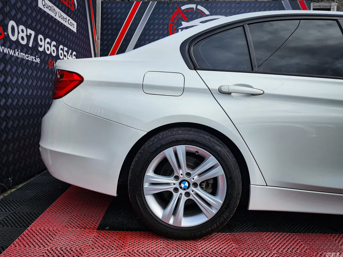 BMW 3-Series Saloon, Petrol, 2013, White