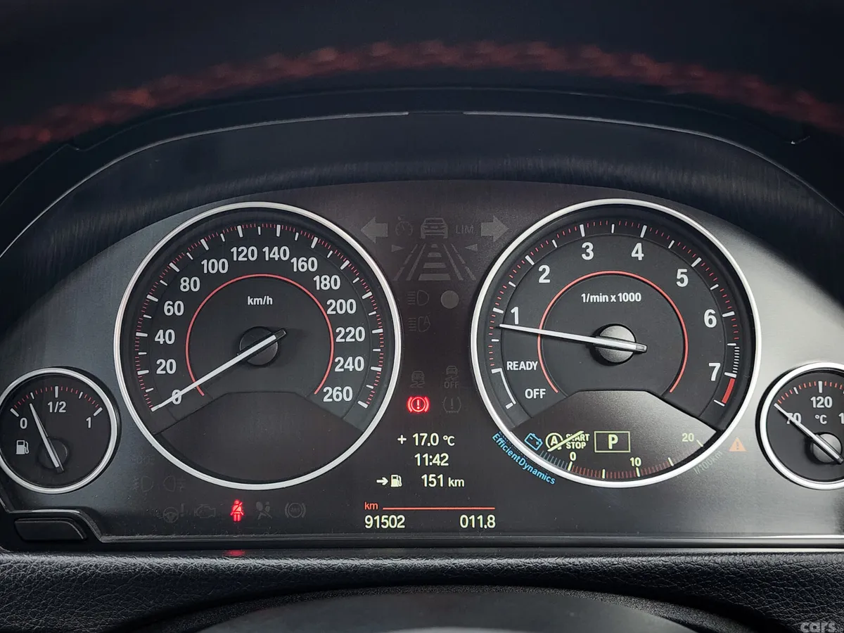 BMW 3-Series Saloon, Petrol, 2013, White