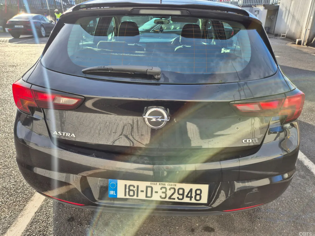 Opel Astra Hatchback, Diesel, 2016, Black