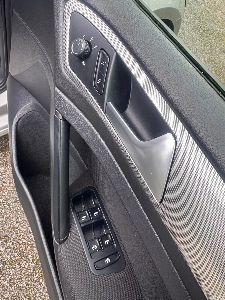 Volkswagen Golf Hatchback, Diesel, 2019, Grey