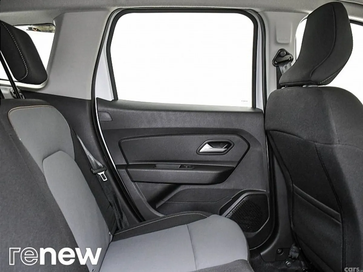 Dacia Duster SUV, Diesel, 2023, White
