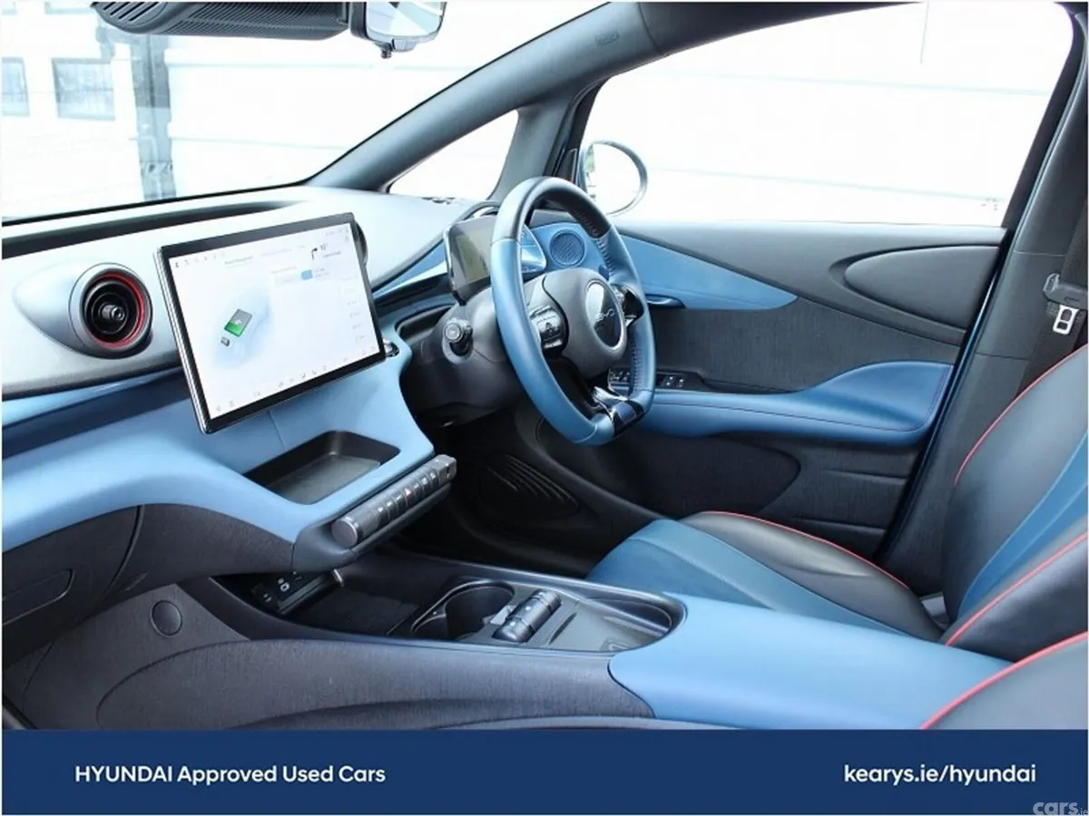 BYD DOLPHIN Hatchback, Electric, 2024, Blue
