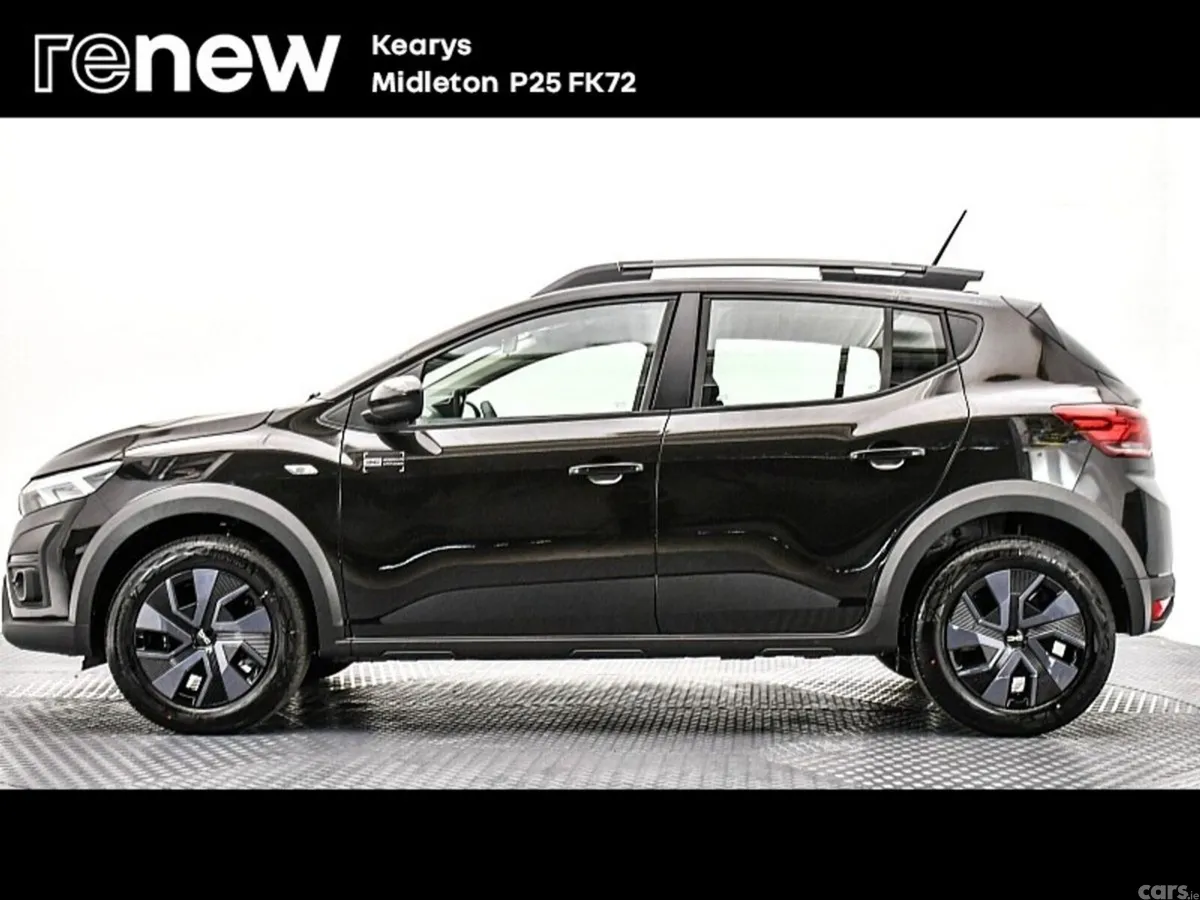 Dacia Sandero Stepway SUV, Petrol, 2024, Black