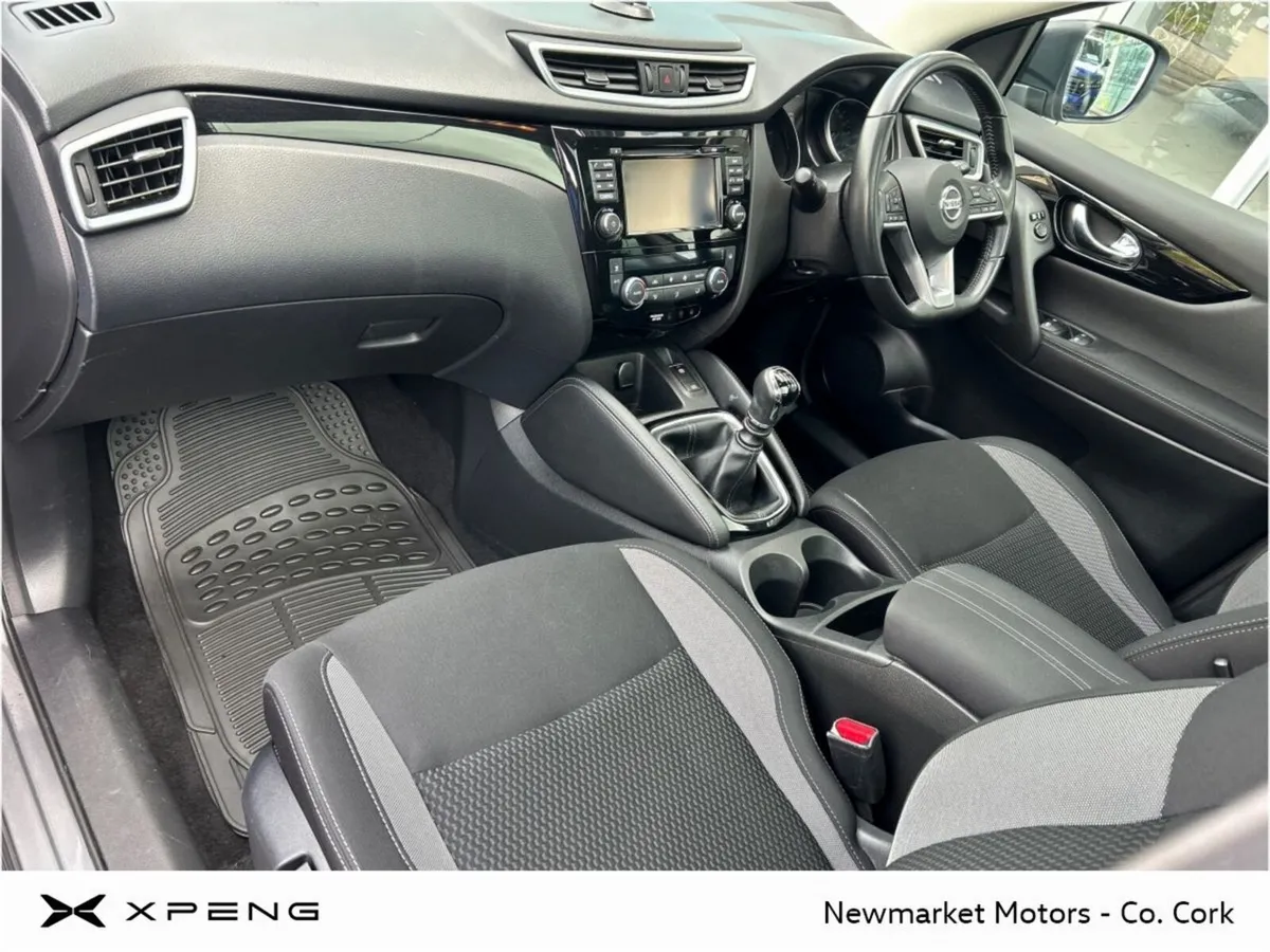 Nissan Qashqai SUV, Diesel, 2019, Grey