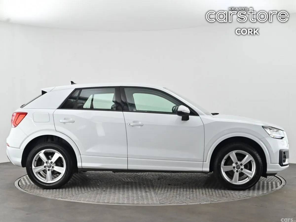 Audi Q2 SUV, Petrol, 2020, White