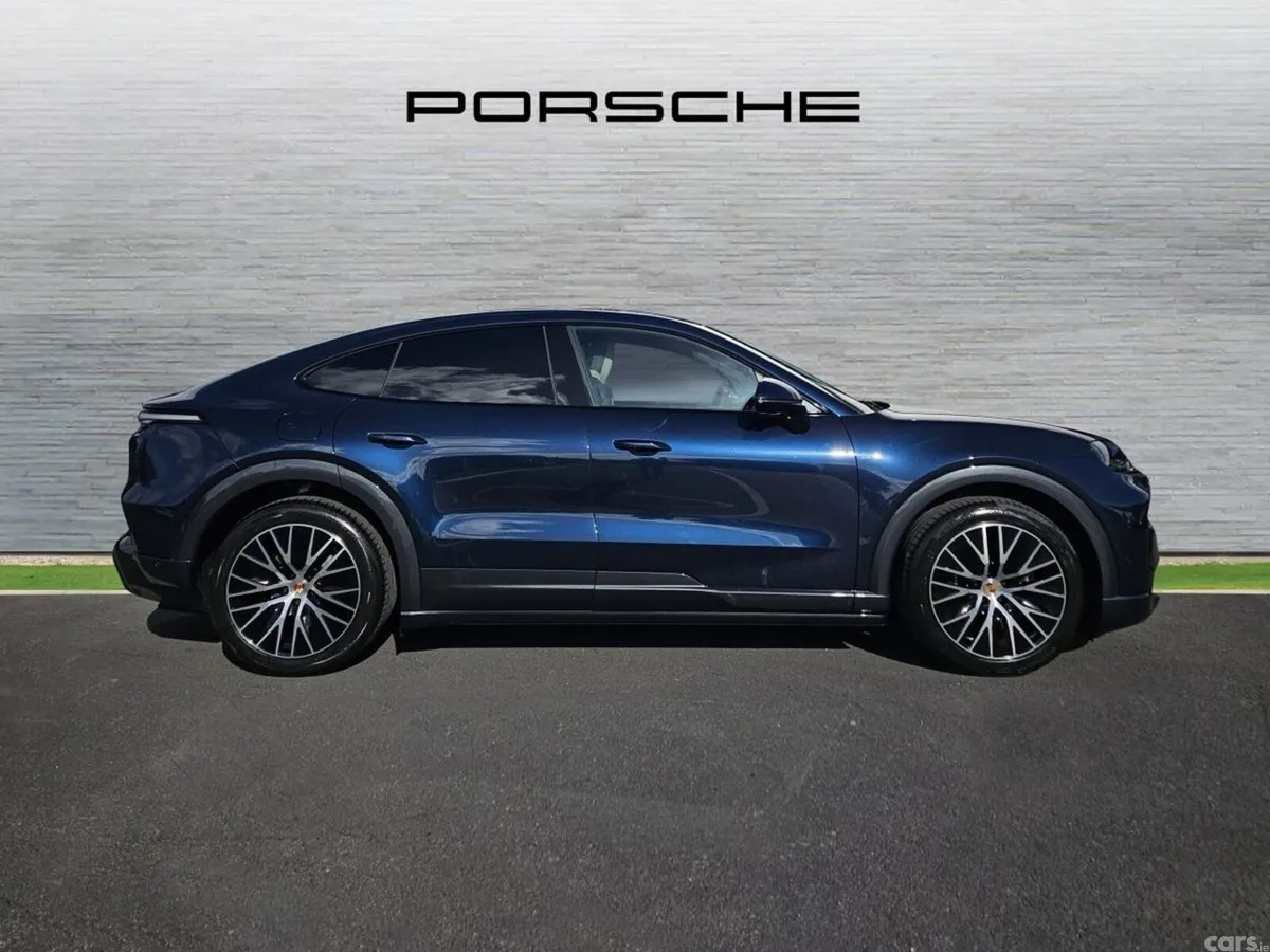 Porsche Cayenne Coupe, Electric, 2026, Blue