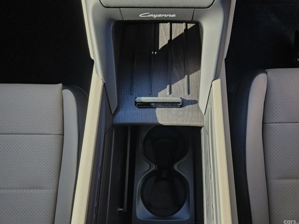 Porsche Cayenne Coupe, Electric, 2026, Blue