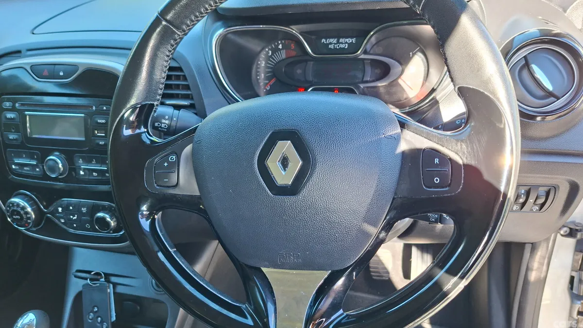 Renault Captur Hatchback, Diesel, 2017, Grey