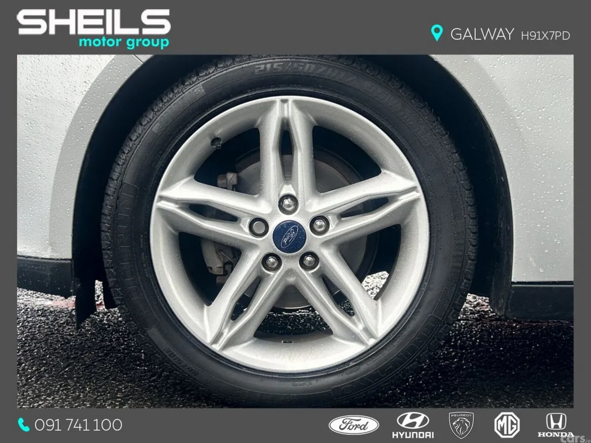Ford Focus Hatchback, Petrol, 2017, Silver