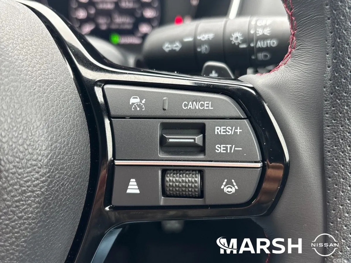 Honda Civic Hatchback, Petrol Hybrid, 2024, White