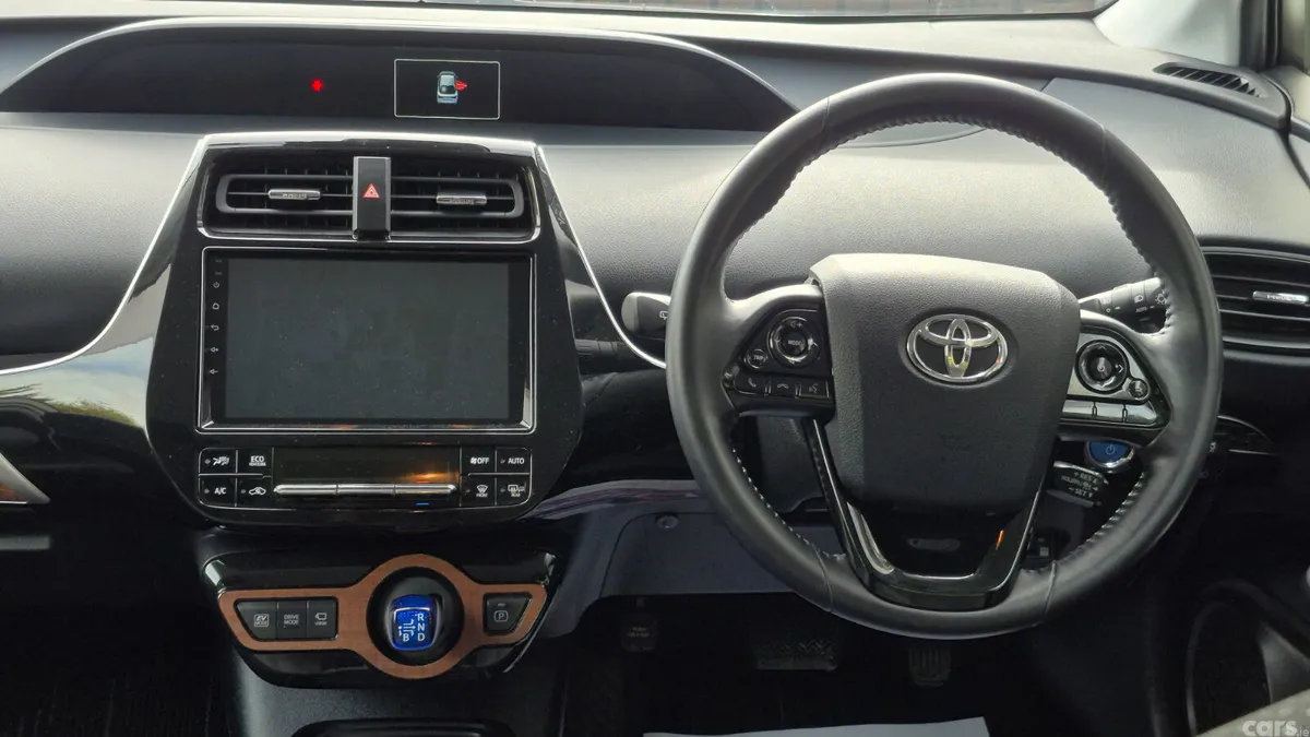 Toyota Prius Saloon, Petrol Hybrid, 2021, White