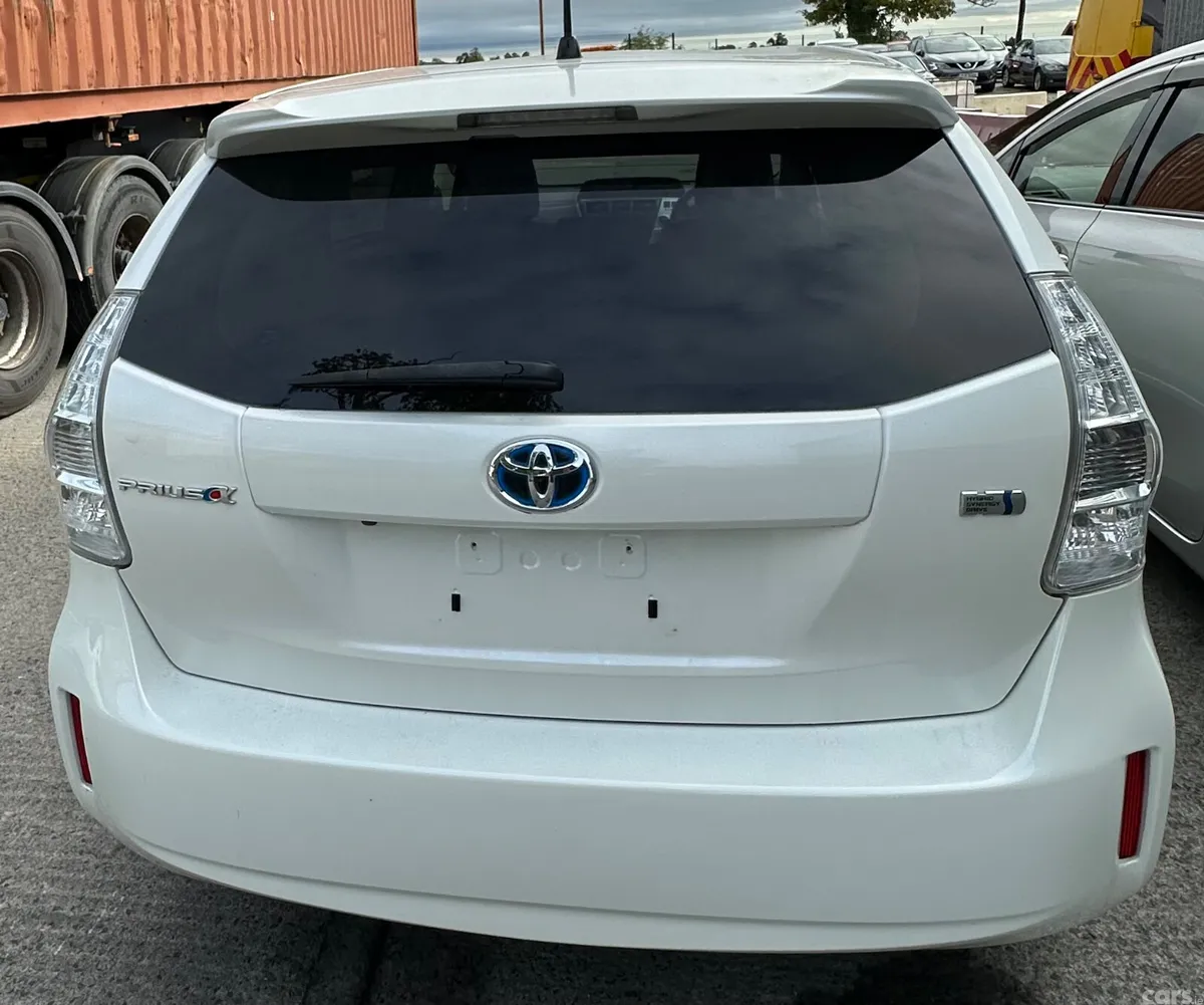 Toyota Prius MPV, Petrol Hybrid, 2012, White