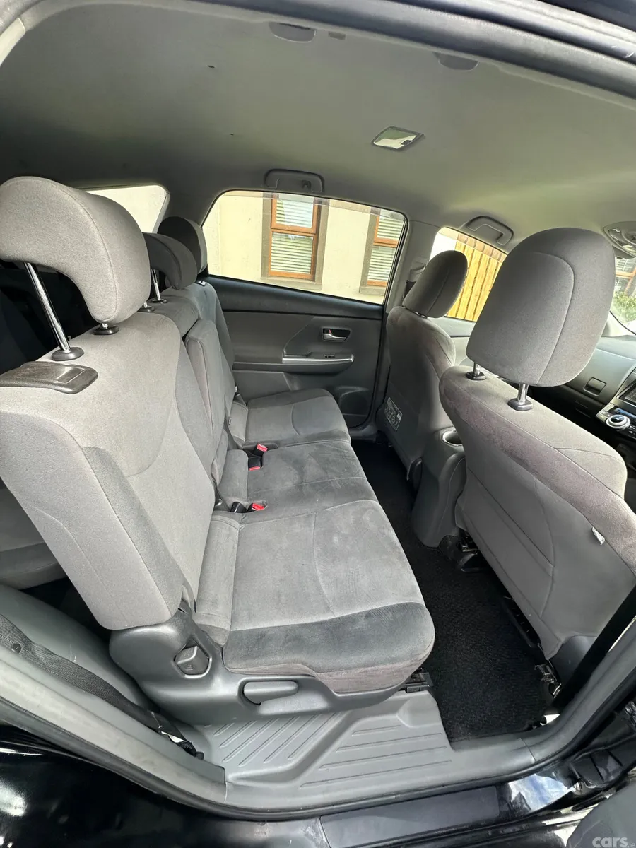 Toyota Prius MPV, Petrol Hybrid, 2012, White