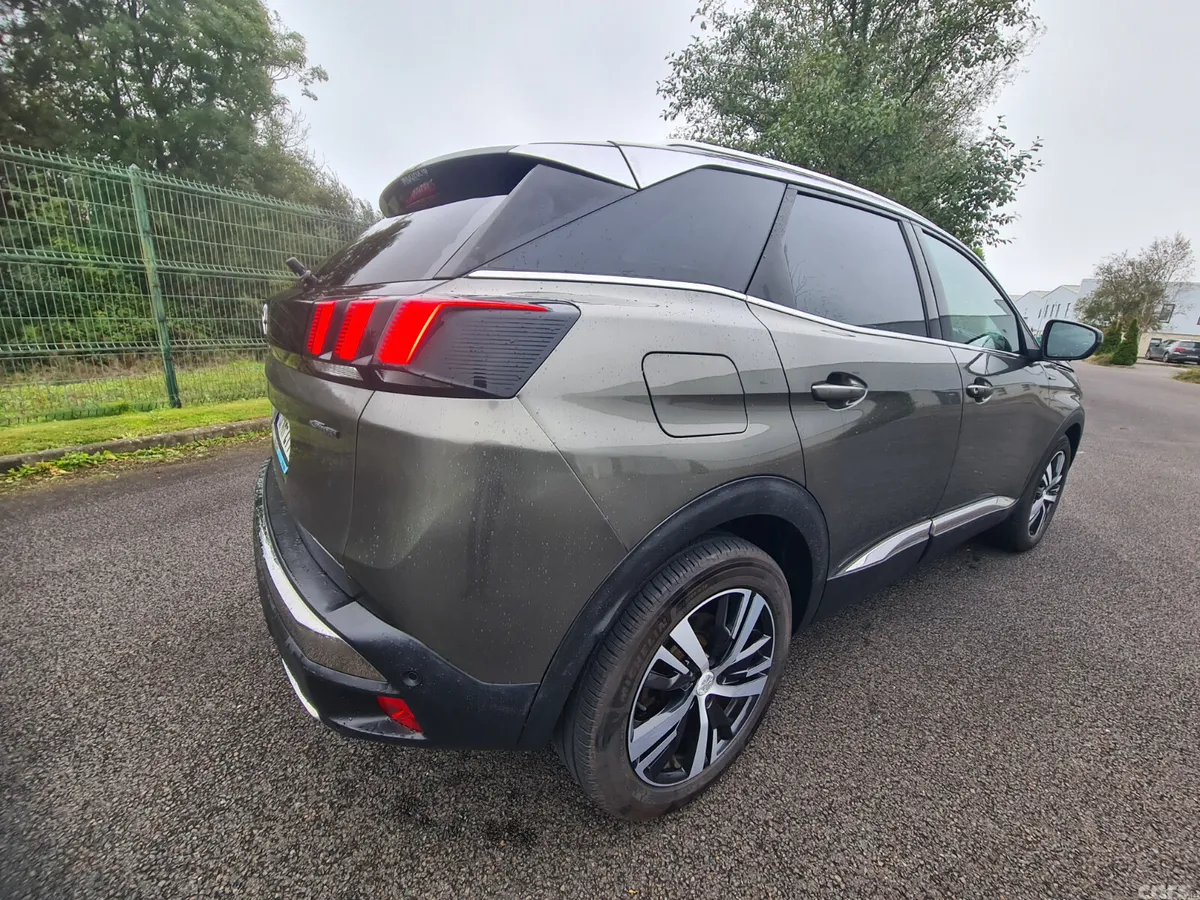 Peugeot 3008 MPV, Petrol, 2019, Grey