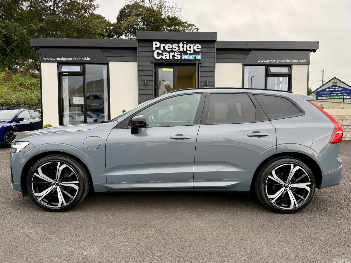 Volvo XC60 SUV, Petrol Plug-in Hybrid, 2022, Grey