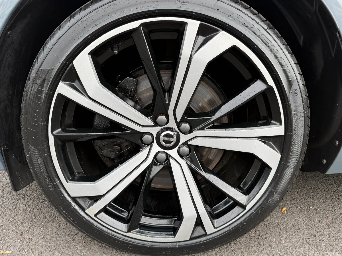 Volvo XC60 SUV, Petrol Plug-in Hybrid, 2022, Grey
