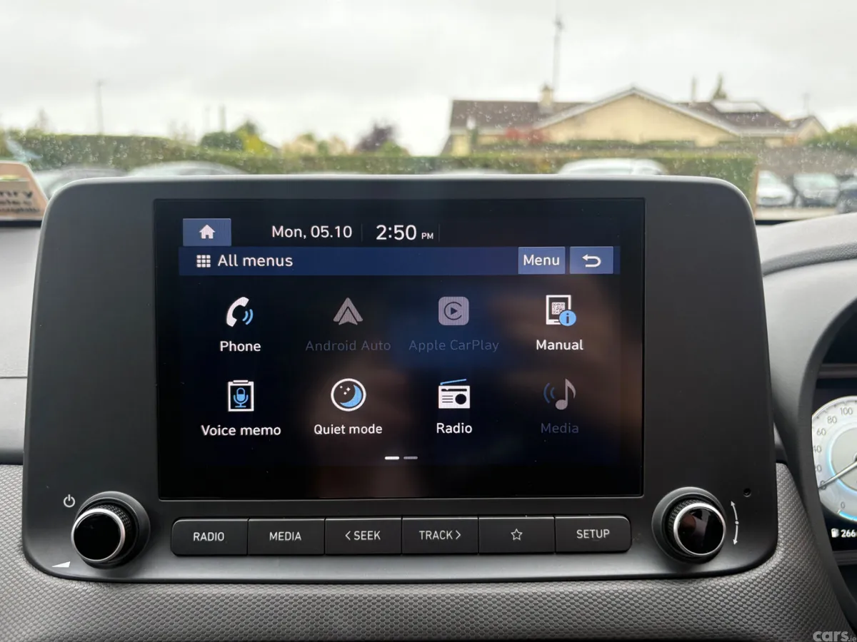 Hyundai KONA MPV, Petrol, 2022, Grey
