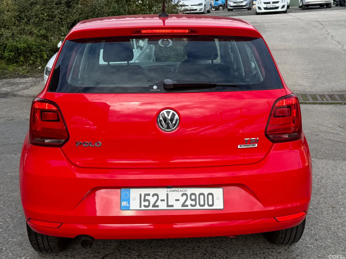 Volkswagen Polo Hatchback, Petrol, 2015, Red