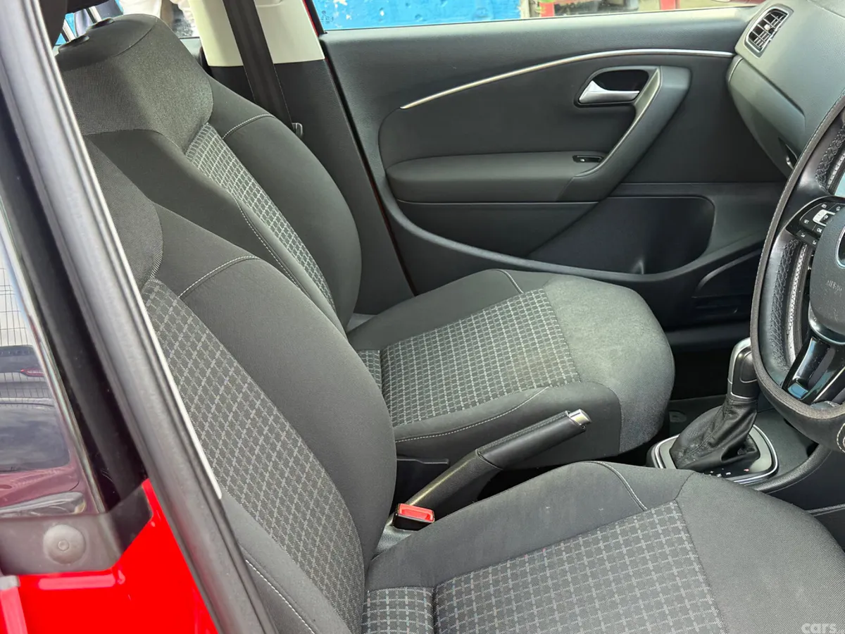 Volkswagen Polo Hatchback, Petrol, 2015, Red