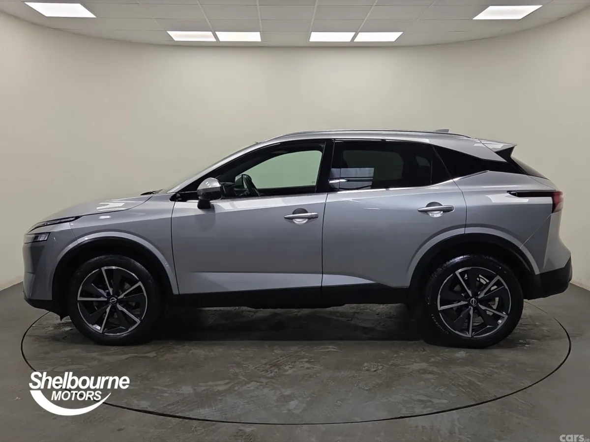 Nissan Qashqai Hatchback, Petrol, 2023, Silver