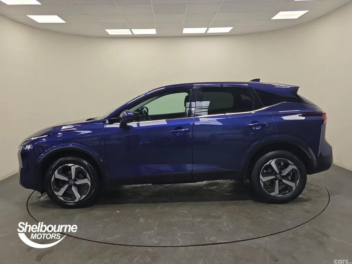 Nissan Qashqai Hatchback, Petrol, 2023, Blue