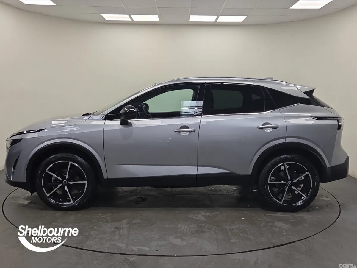 Nissan Qashqai Hatchback, Petrol, 2025, Silver