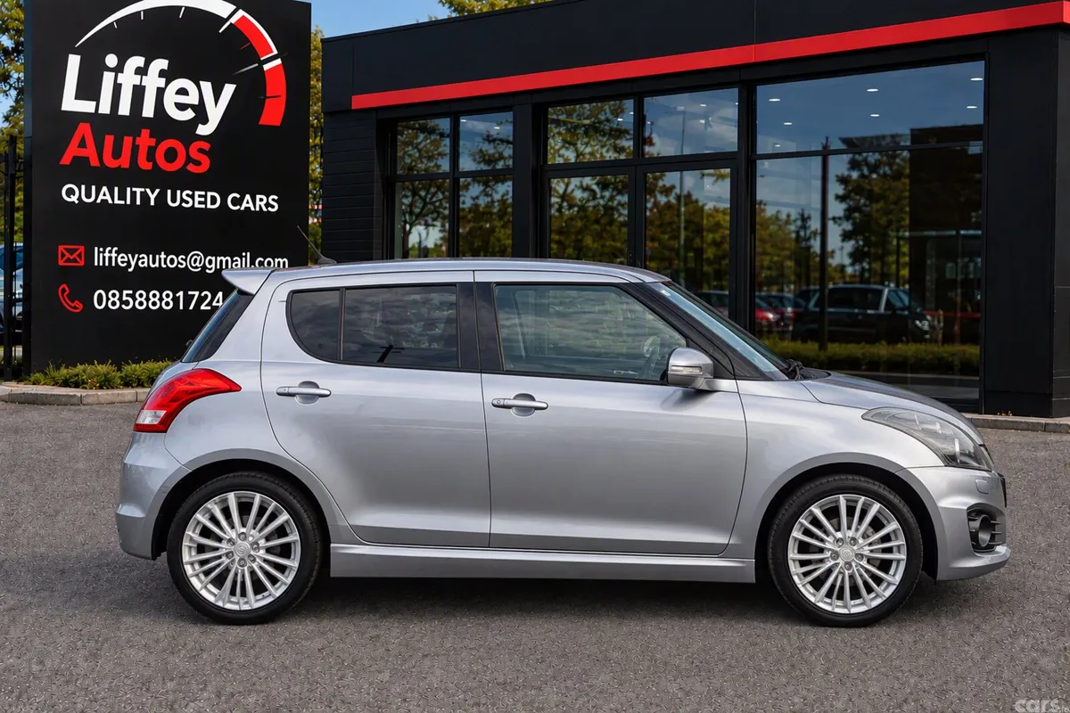 Suzuki Swift Hatchback, Petrol, 2015, Grey