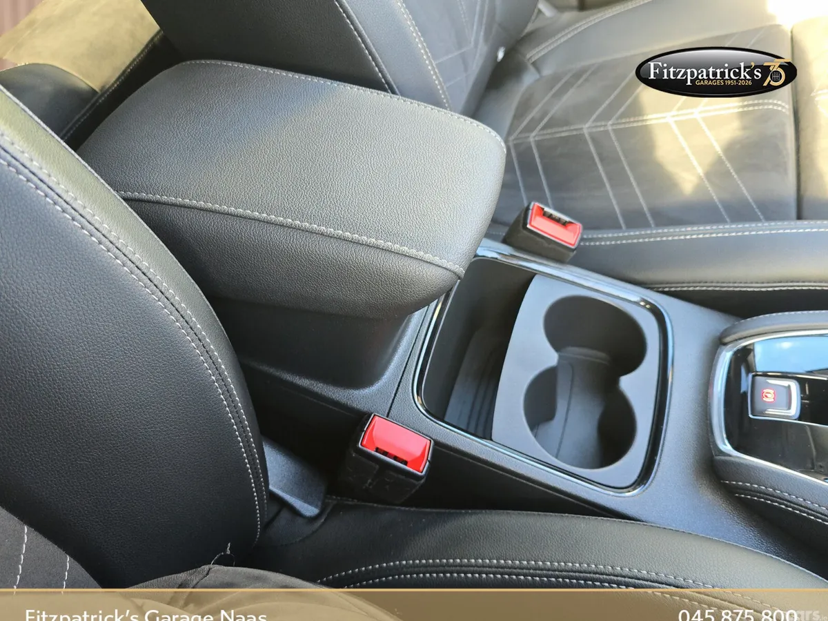 Opel Grandland X SUV, Petrol, 2023, Red