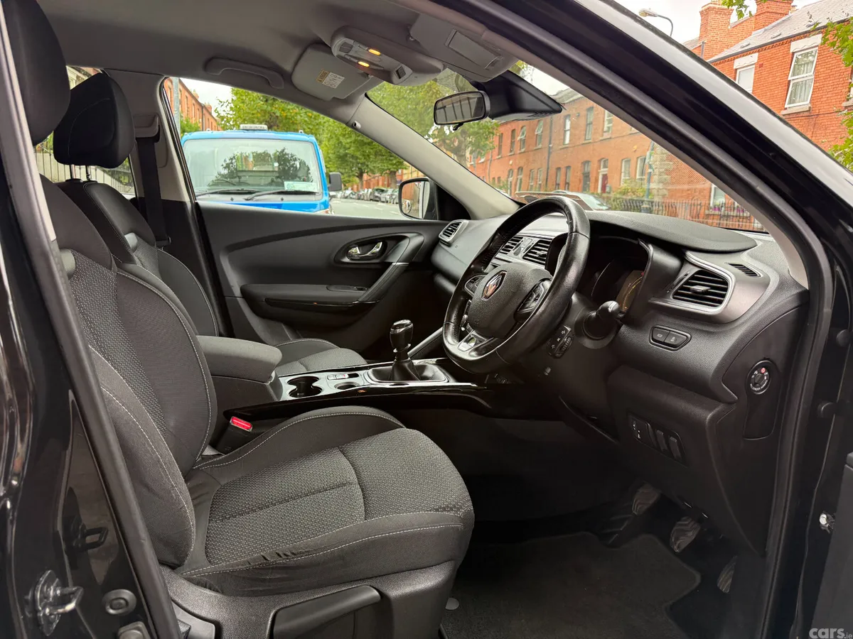 Renault Kadjar SUV, Diesel, 2017, Black
