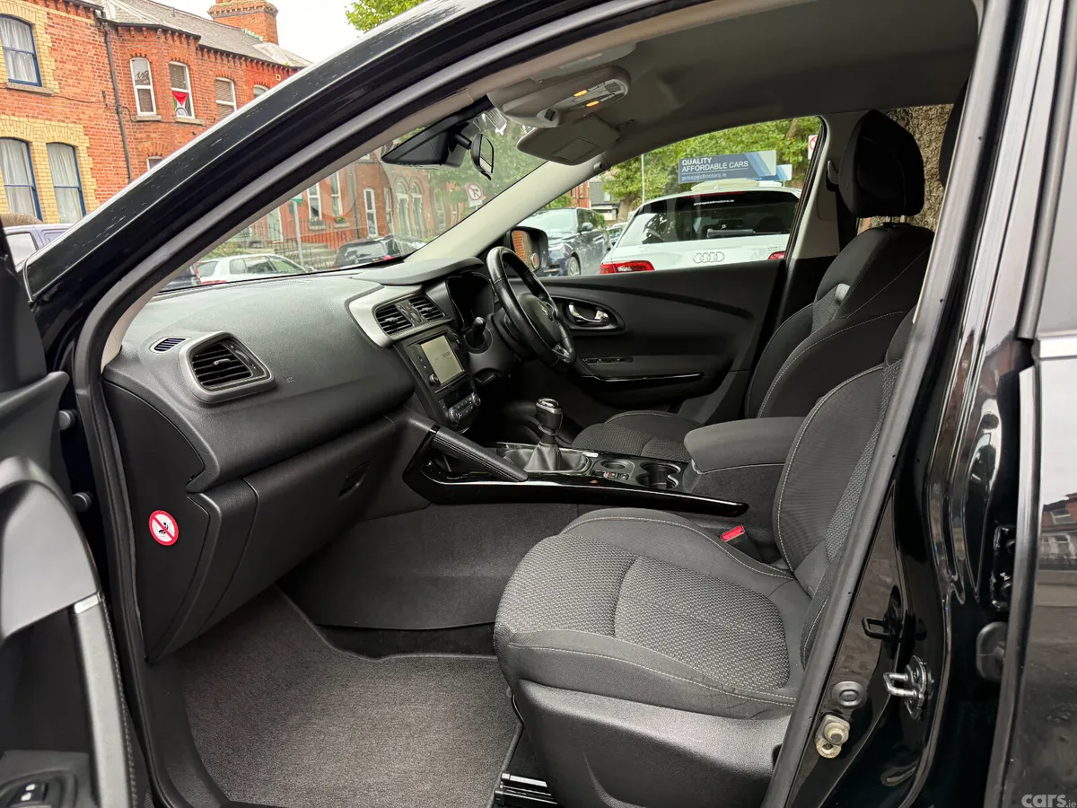 Renault Kadjar SUV, Diesel, 2017, Black
