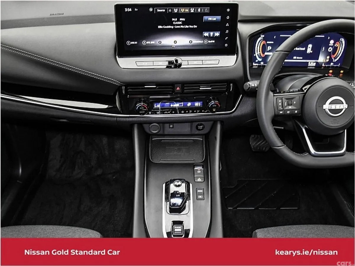 Nissan Qashqai SUV, Petrol Hybrid, 2024, Red