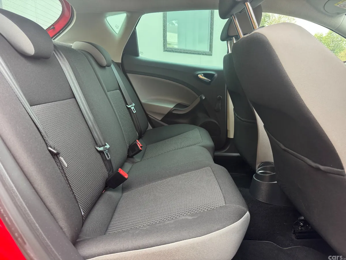 SEAT Ibiza MPV, Petrol, 2016, Red