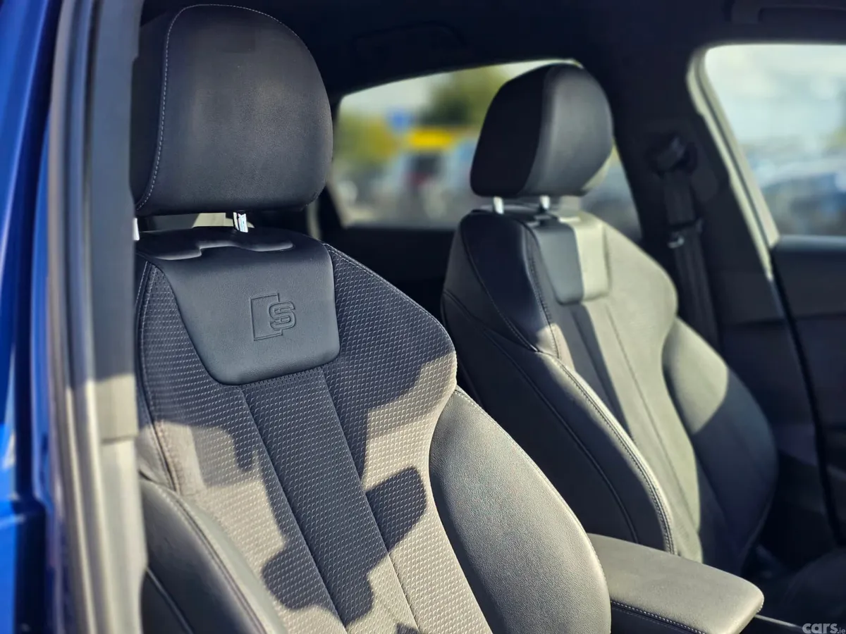 Audi A4 Saloon, Diesel, 2021, Blue