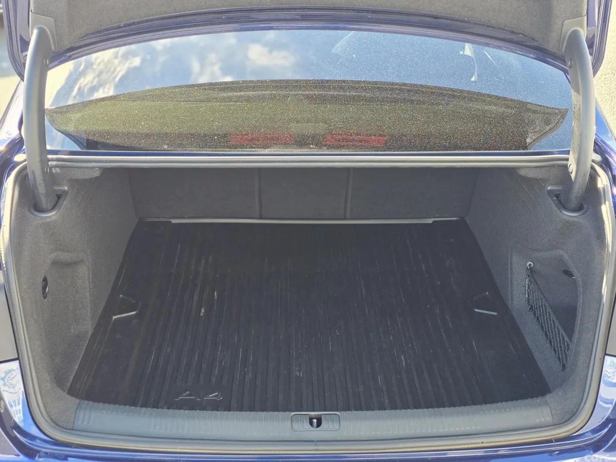 Audi A4 Saloon, Diesel, 2021, Blue