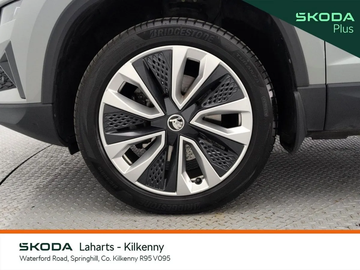Skoda Karoq SUV, Diesel, 2023, Grey
