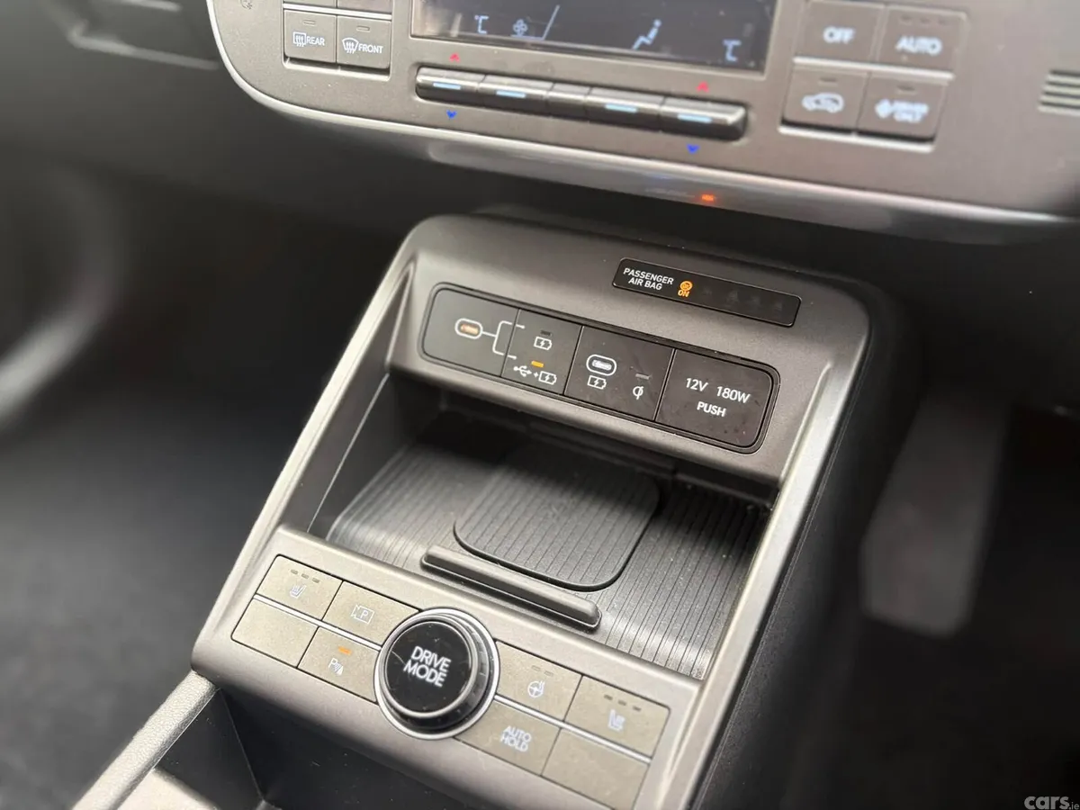 Hyundai KONA Hatchback, Electric, 2026, Green