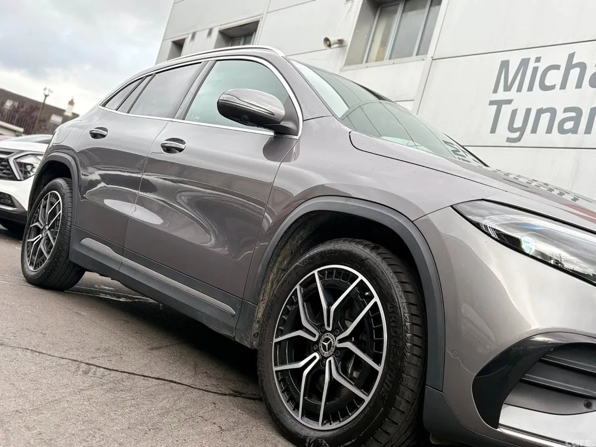 Mercedes-Benz AMG SUV, Electric, 2023, Grey