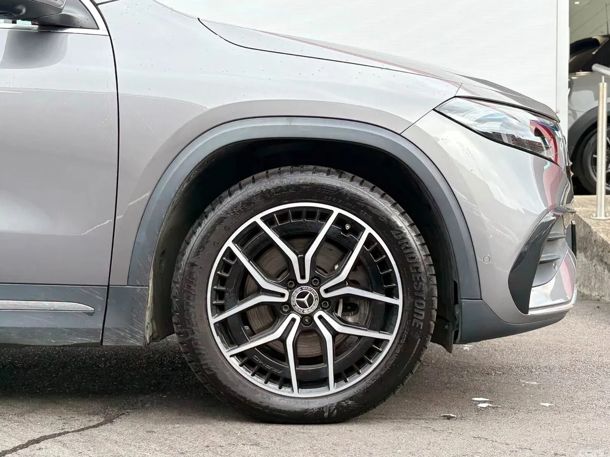 Mercedes-Benz AMG SUV, Electric, 2023, Grey