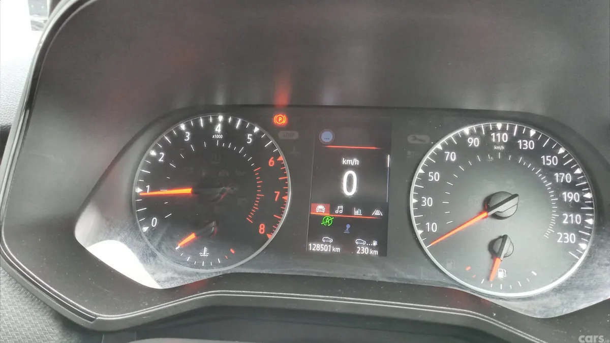 Renault Clio Hatchback, Petrol, 2022, Grey
