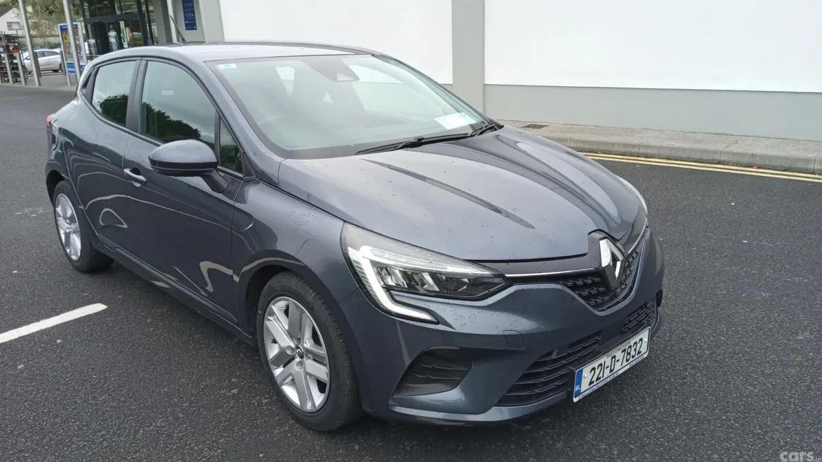 Renault Clio Hatchback, Petrol, 2022, Grey