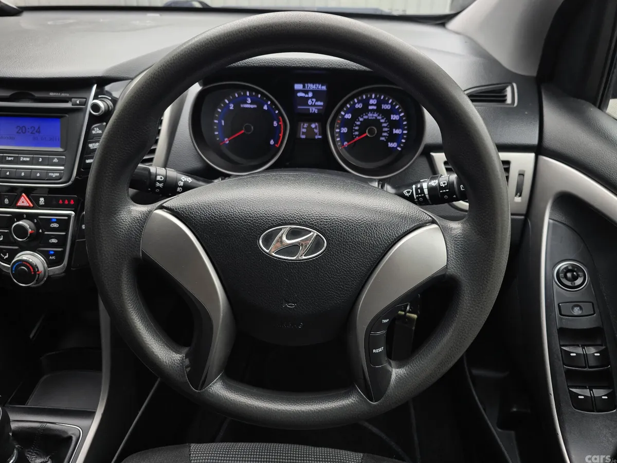 Hyundai i30 Hatchback, Diesel, 2013, Black