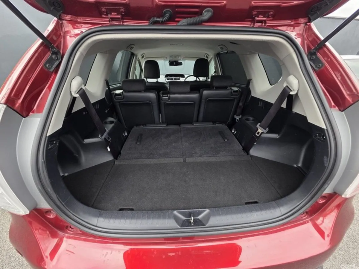 Toyota Prius MPV, Petrol Hybrid, 2019, Red